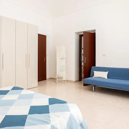 Chez Dione * 锡拉库扎